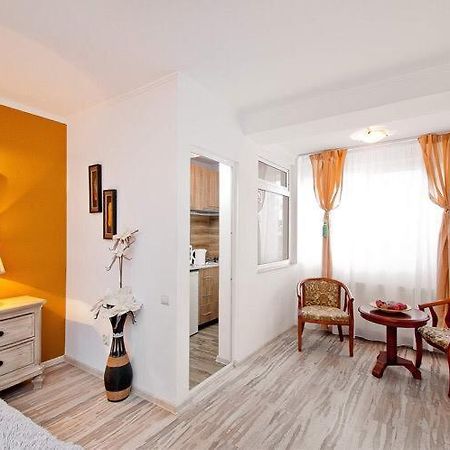 Lyla Apartment Galaţi Екстериор снимка