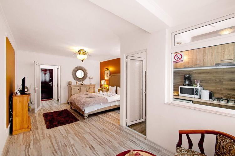 Lyla Apartment Galaţi Екстериор снимка