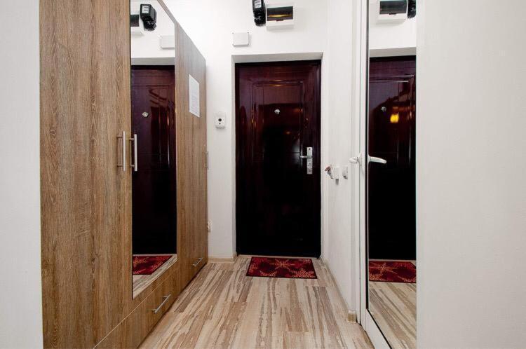 Lyla Apartment Galaţi Екстериор снимка